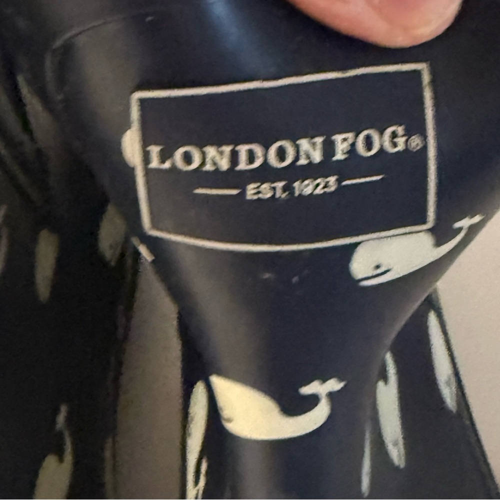 London Fog Navy Whale Print Ankle Boots - Picture 2 of 9